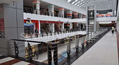 Bacău Arena Mall .